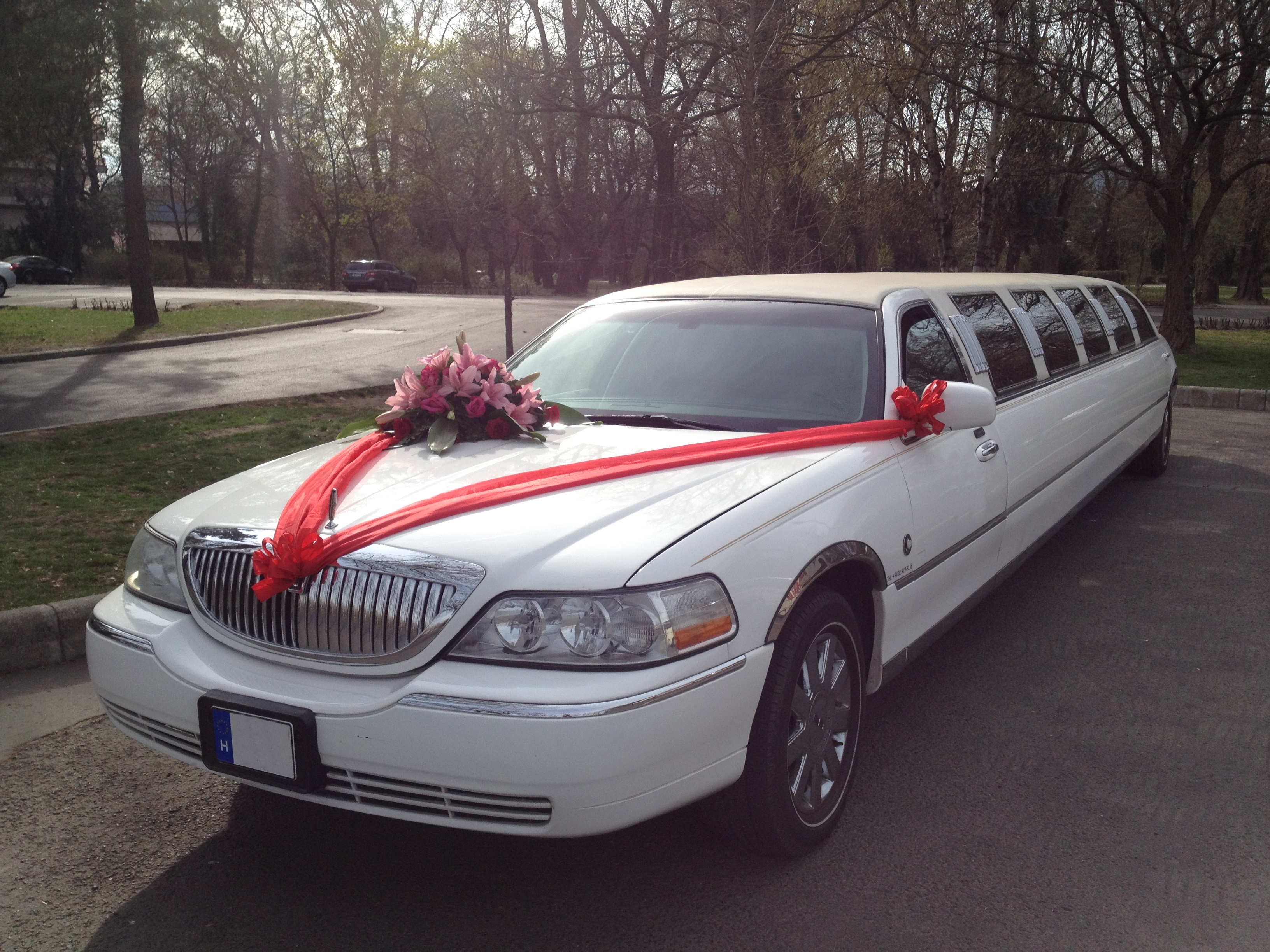 Limuzin b rl s esk v re Exclusive Limousine